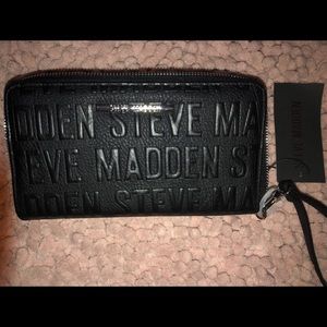 Steve Madden Clutch wallet